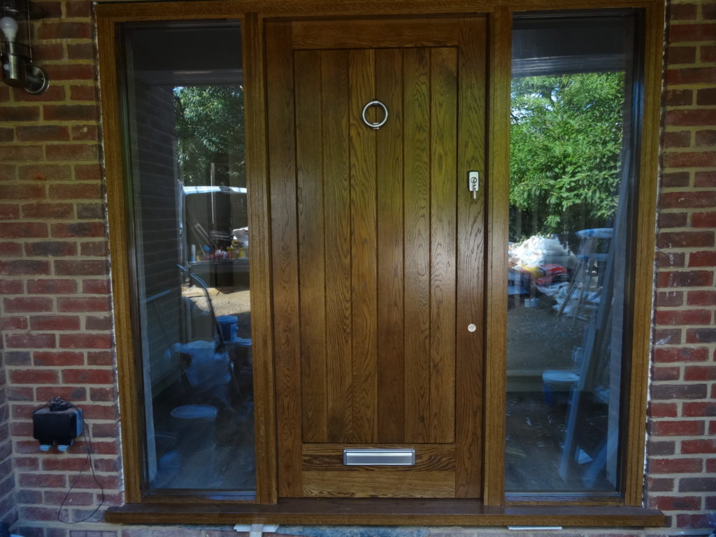 Fens Panelled Oak Fens Panelled Oak